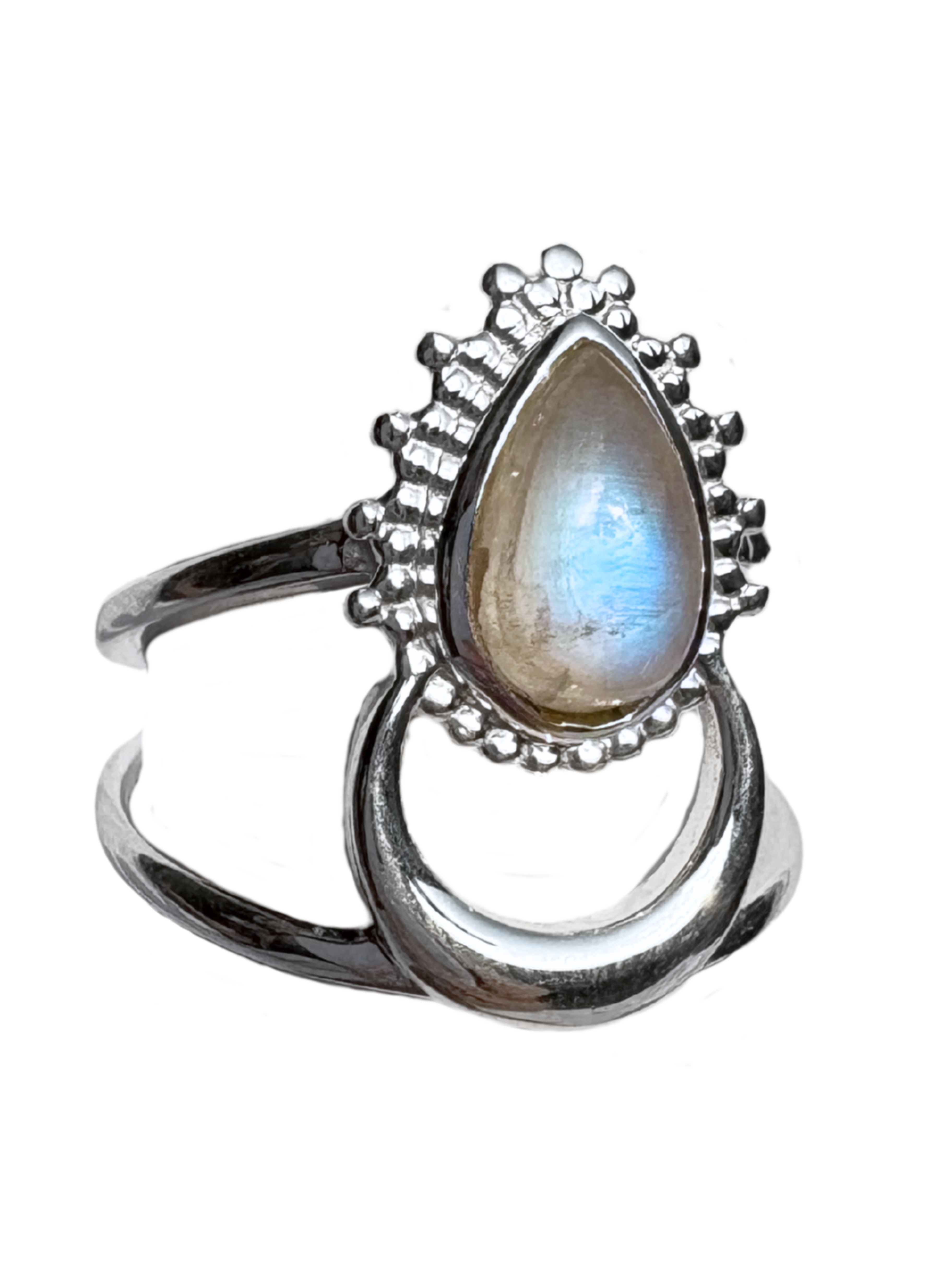 anello in argento 925 con pietra di luna arcobaleno. gioielli per il sacro femminile, simbolismo femminile. giunquilla. simbolo luna calante gibbosa